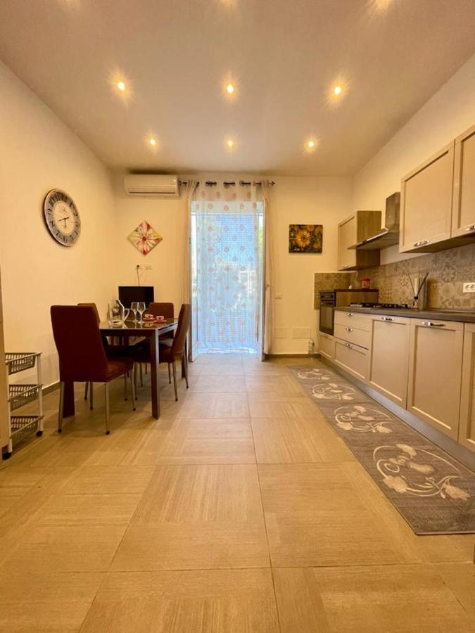 Lilibet Apartment Палермо Экстерьер фото